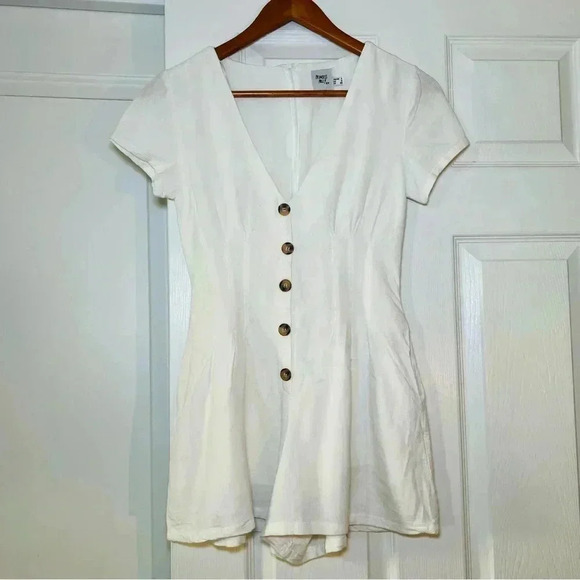 Princess Polly Pants - Princess Polly xx Linen Blend, Lined Romper with pockets